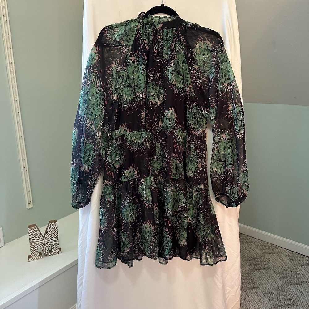 Sheer Boutique Flowy Floral Green Dress size medium - Picture 6 of 12